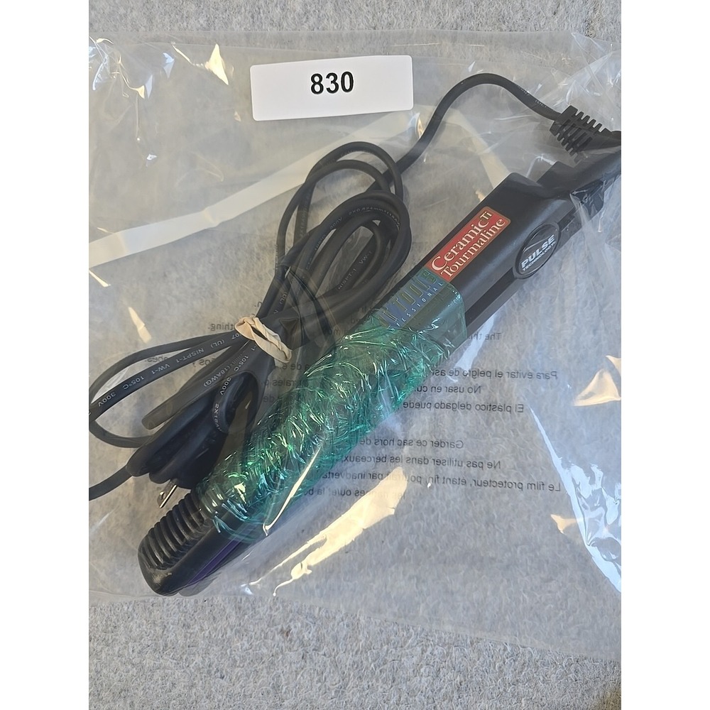 Hot Tools Flat Iron Professional Ceramic Tourmaline 1" High Heat 430 Degrees - Picture 12 of 12